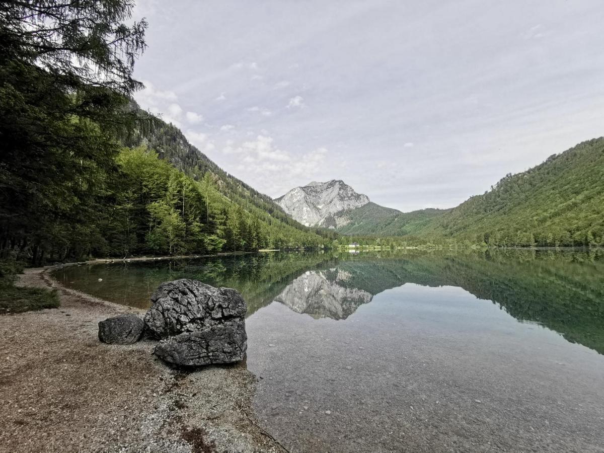 Charmante Altbauwohnung Ebensee Exterior photo